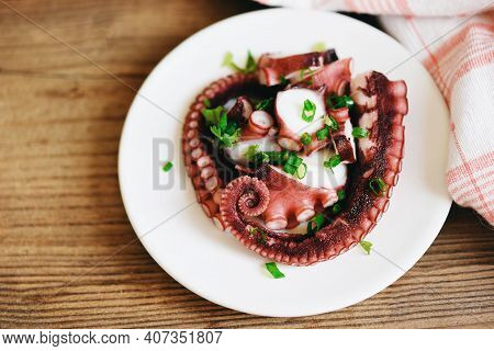 Octopus Salad With Herb Vegetables, Fresh And Healthy Salad Seafood Squid Octopus Tentacles