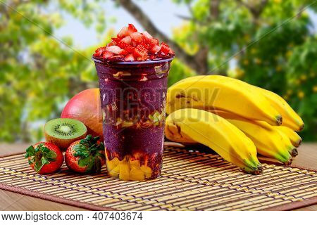 Acai Cup With Strawberry Topping Banana, Kiwi, Delicious Brazilian Açaí Creamy