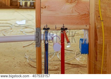 Home Construction With Hot Red And Cold Blue Pex Pipe Layout In New Bathtub House Pvc Waste Water Sy