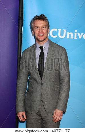 LOS ANGELES - JAN 6: Tate Donovan neemt deel aan de NBCUniversal 2013 TCA Winter Press Tour op Langham Hu