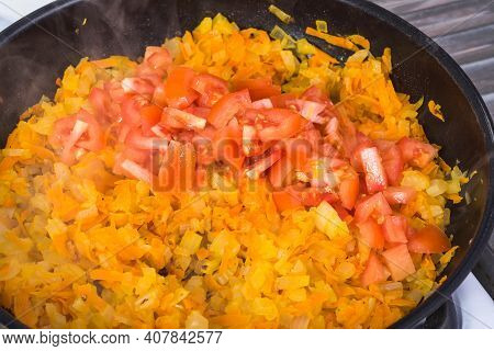 The Filling For Vegetable Rolls Is Prepared In A Pan
