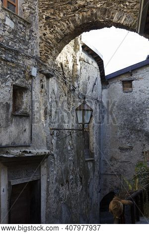 Triora (im), Italy - February 15, 2017: An Old House Facade In The Witches Village Of Triora, Imperi