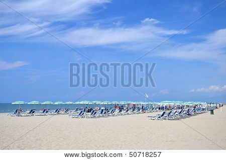 Picturesque view on Italian sandy beach Marina di Vecchiano nearby Pisa, Tuscany Ã¢ï¿½?ï¿½? Italy