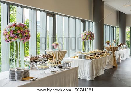 Buffet Line