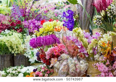 Artificial Flowers Market