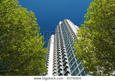 Modernos apartamentos executivos
