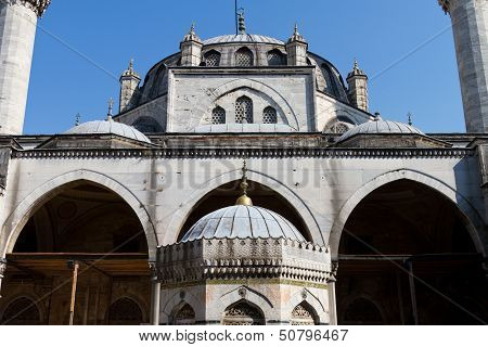 Yeni Valide Mosque