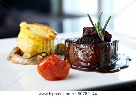 Roasted beef tenderloin