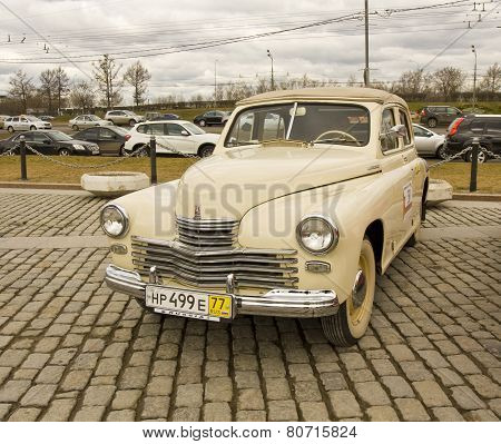 Russian Retro Car 