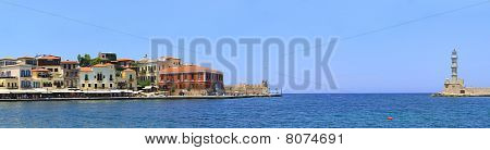 Vstup do přístavu Chania