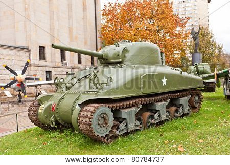 American Medium Tank Sherman M4A1