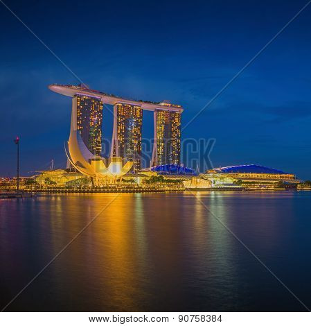 SINGAPORE - AUGUST 30: Cityscape of Singapore. Skyline and modern skyscrapers of business district Marina Bay Sands at most financial developing Asian city state. Singapore AUGUST 30 2014