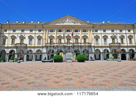 Aosta Town Square