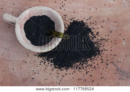 Nigella sativa and black cumin oil for lose weight