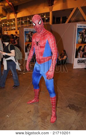 Cosplayer no London Film And Comic-Con no Earls Court de Londres 10 de julho de 2011