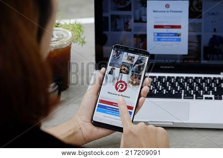 CHIANG MAITHAILAND - DEC 08 2017 :Samsung galaxy S8 Plus with social Internet Pinterest application on the screen. Pinterest is an online pinboard that allows people to pin their.