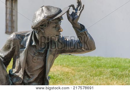 RUSSIA VLADIMIR - August 13 2017: The bronze monument to idler close-up. George street.