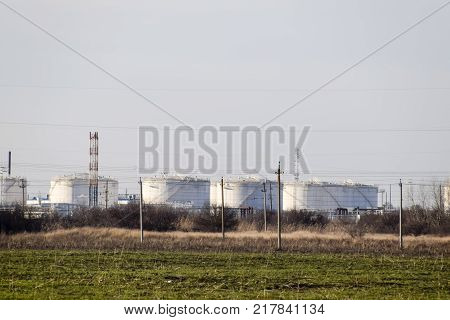Refinery. Reservoirs For Storage Of Refinery Products. Rectification Columns. Distillation Columns, 