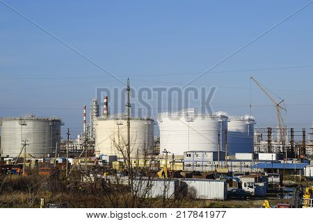 Refinery. Reservoirs For Storage Of Refinery Products. Rectification Columns. Distillation Columns, 
