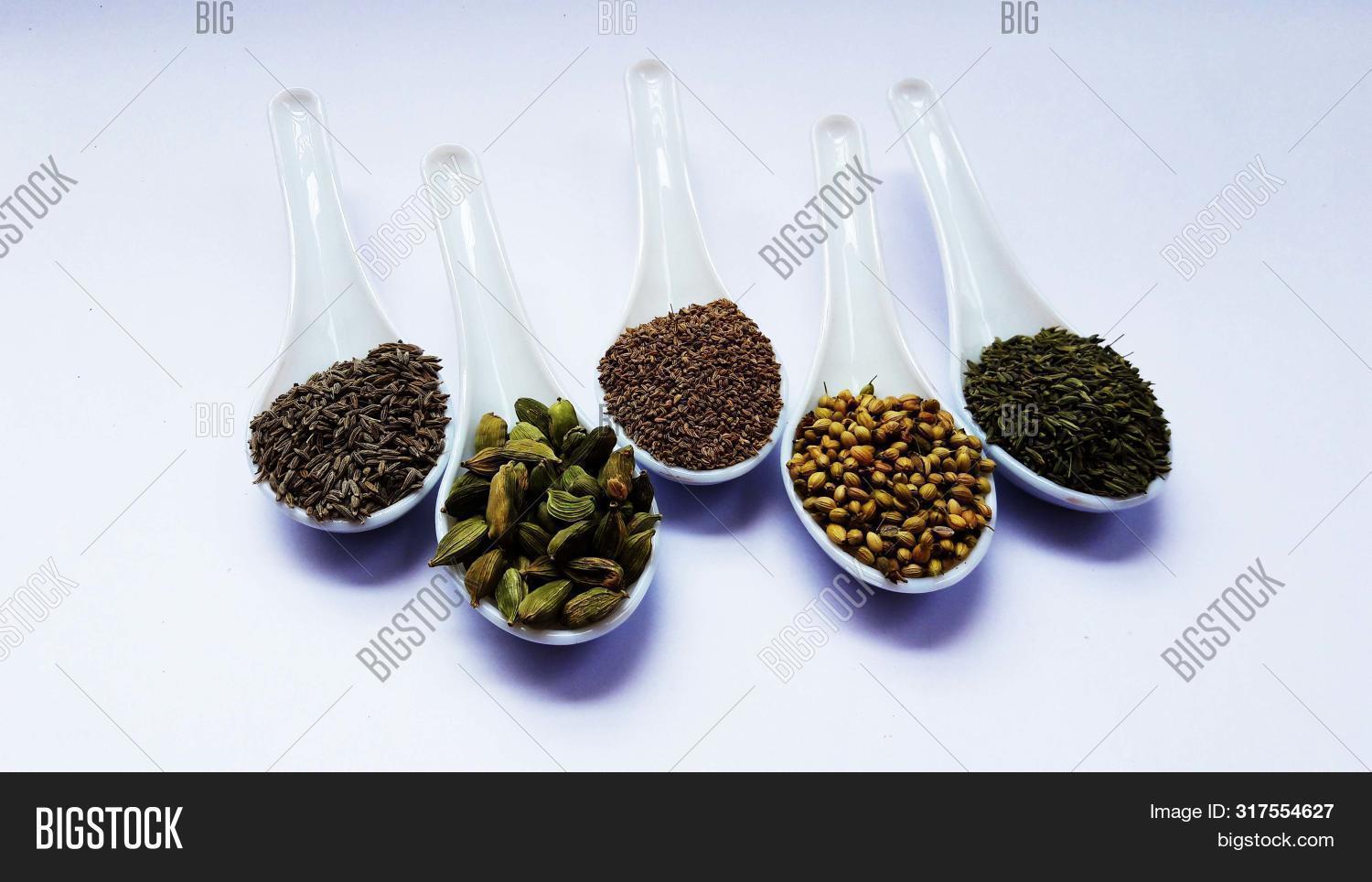 Indian Spices Cumin Seed, Carom Seeds, Fennel Seed Cardamom