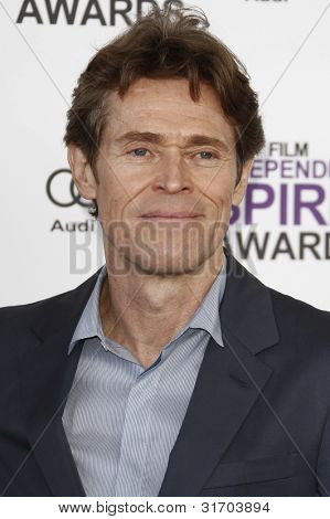 SANTA MONICA, CA - 25 FEB: Willem Dafoe presso il 2012 Film Independent Spirit Awards il 25 febbraio, 2