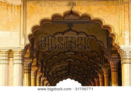 Red Fort sütunlu salonda. Agra, Hindistan