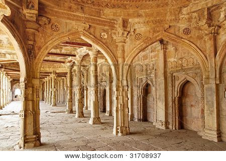 Mandu Afgan mimari kalıntıları.