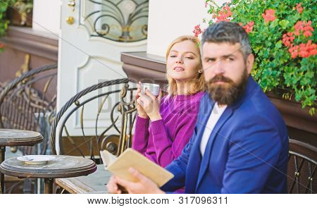 Casual Meet Acquaintance Public Place. Apps Normal Way To Meet And Connect With Other Single People.