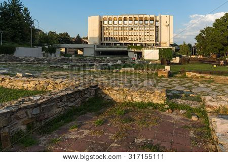 Stara Zagora, Bulgaria - August 5, 2018: Sunset View Of Regional Library And Ruins Of Ancient August