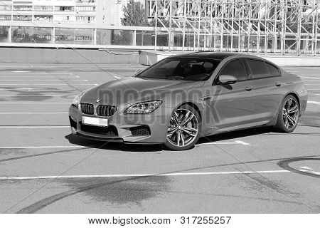 July 5, 2016 - Kiev, Ukraine. Red Bmw M6 In The City