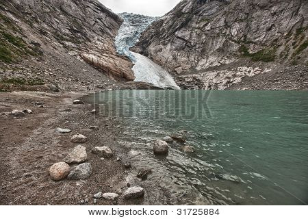 빙하 Jostedalsbreen, 노르웨이, 유럽, HDR의 목가적인 그림