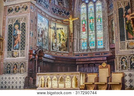 Gubbio, Italy - 11 August, 2019: Santi Mariano E Giacomo Church In Gubbio, Umbria, Italy With The Wo
