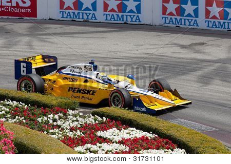 LONG BEACH - 17 aprile: Ryan Briscoe driver di Penske camion noleggio Team Penske Dallara Honda #6 r