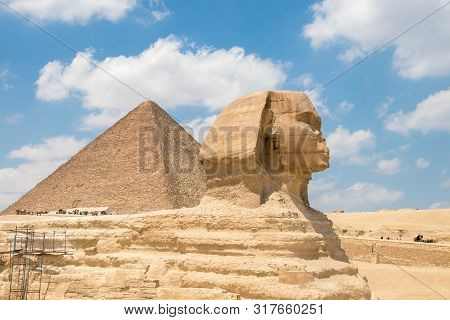 The Great Sphinx Of Giza And The Pyramid Of Khufu