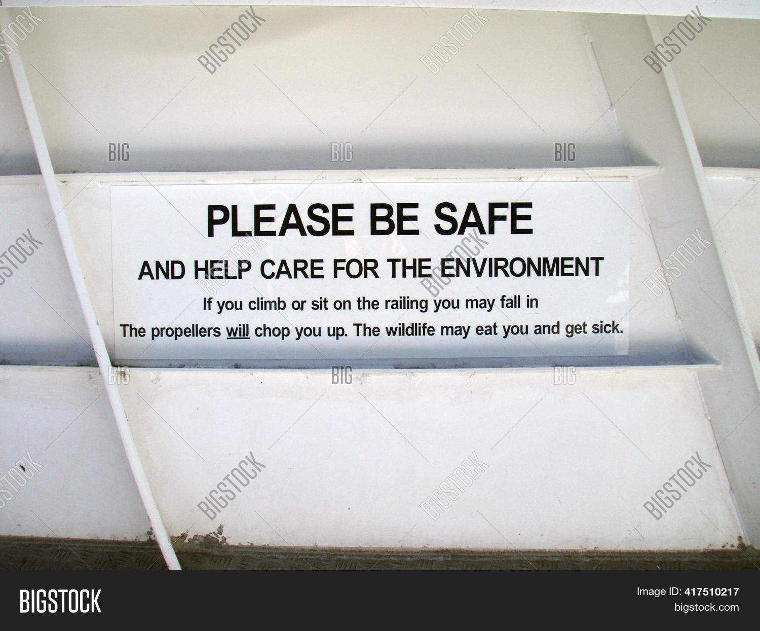 Understand The Risks Sign Warning Sign On Risks Image & Photo (Free Trial) | Bigstock