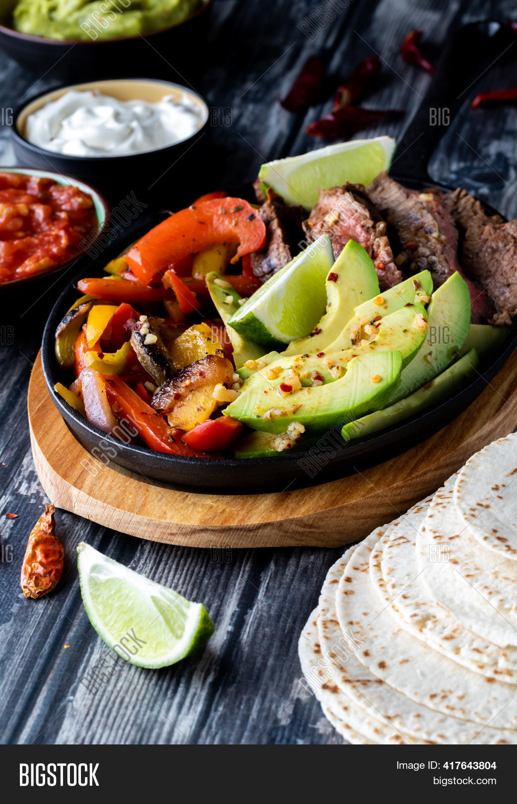Close Skillet Fajita Image & Photo (Free Trial) Bigstock