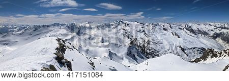 Great Ski Tour On The Fanellhorn With Great Views Of The Surrounding Mountains. Mountaineering In Wi