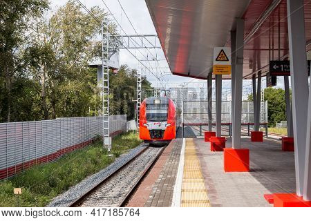 Russia, Moscow - August 27, 2017: Moscow Center Ring (mcc),  Passenger Transport In Moscow. 