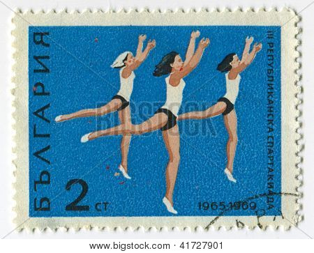 Bulgarien - CIRCA 1969: frimærker trykt i Bulgarien dedikeret til III Republik olympiske Spartaki