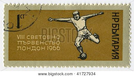 Bulharsko - cca 1966: poštovní známky vytištěny v Bulharsku věnované mistrovství světa ve fotbale (1966), cca 