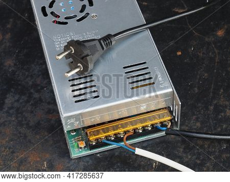 Power Inverters Dc To Ac. Power Supply For Led Strip. Electrical Accessories. Power Supply For Conve