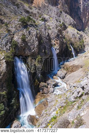 Unique Kapuzbasi Waterfalls In Aladaglar National Park, Tuaruz Mountains Of Turkey