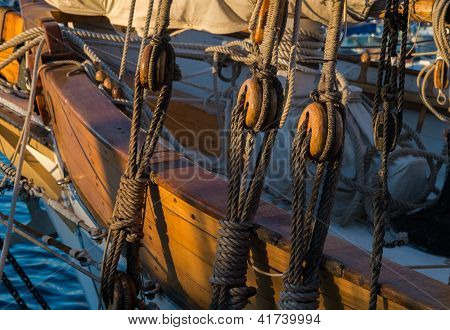 Яхта. Море. Порт