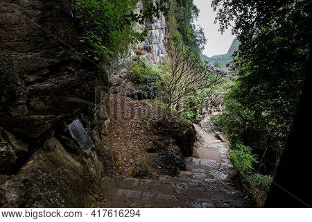 Bich Dong Pagoda Tam Coc