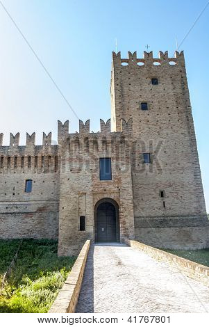 Château de Rancia, près de Tolentino