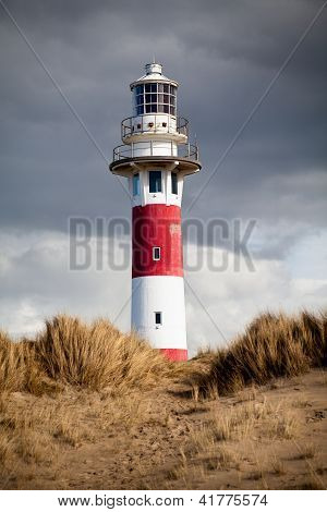 Maják v Nieuwpoort.