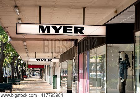 Dubbo, Australia 2021-04-05. Outside View Of Myer Department Store. Brand Sign Logo On The Street