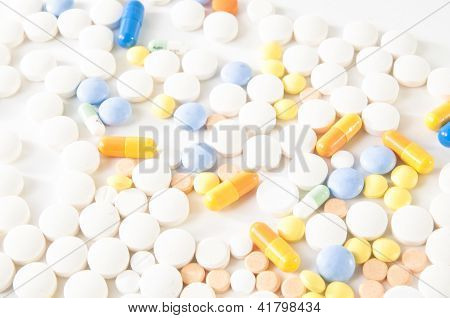 Monte de comprimidos - fundo médico