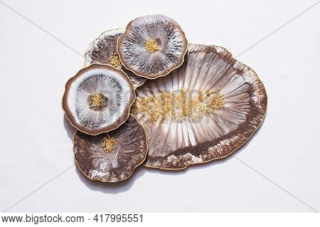 Cup Holder, Epoxy Resin Tray, Marine-style Stone Cut . Brown And Grey Stains Of Paint, Gold Trim. Su