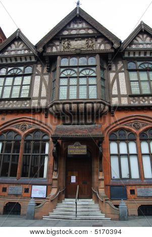 Canterbury nyilvános könyvtár és Múzeum, Kent